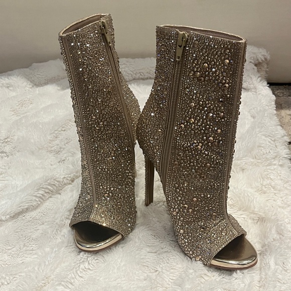 Steve Madden Gold Embellished Women's Ankle Boot - Picture 6 of 12